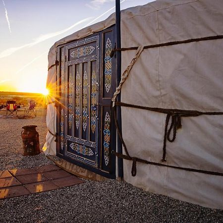 Family Style Star Gazing Yurt Hotell Twentynine Palms Exteriör bild