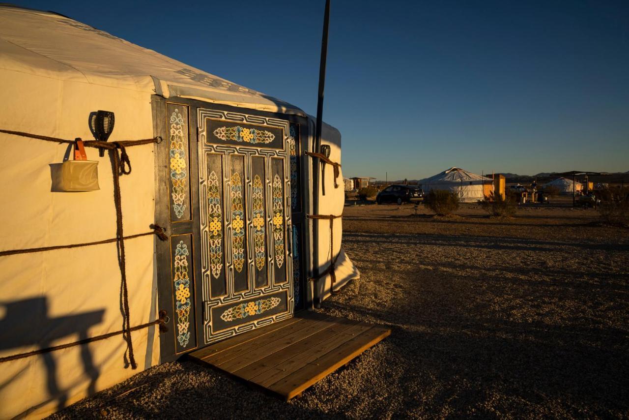 Family Style Star Gazing Yurt Hotell Twentynine Palms Exteriör bild