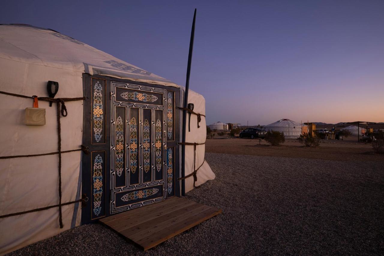 Family Style Star Gazing Yurt Hotell Twentynine Palms Exteriör bild